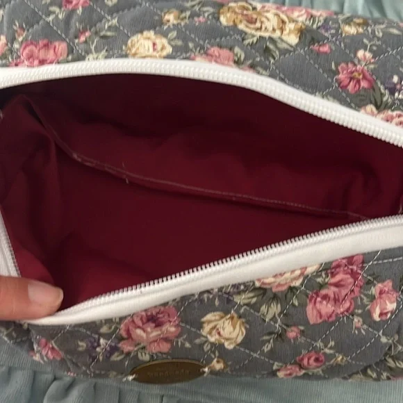 Quilted Floral Makeup Bag - Picture 7 of 11
